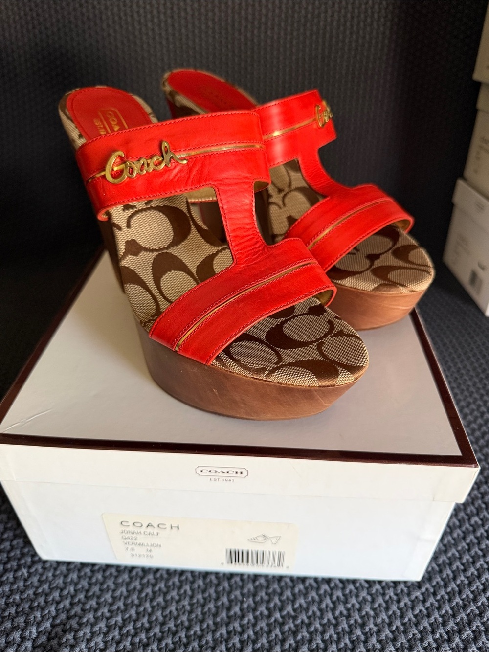 Coach Red Leather Platform Wedge Sandals sz7 (55)
